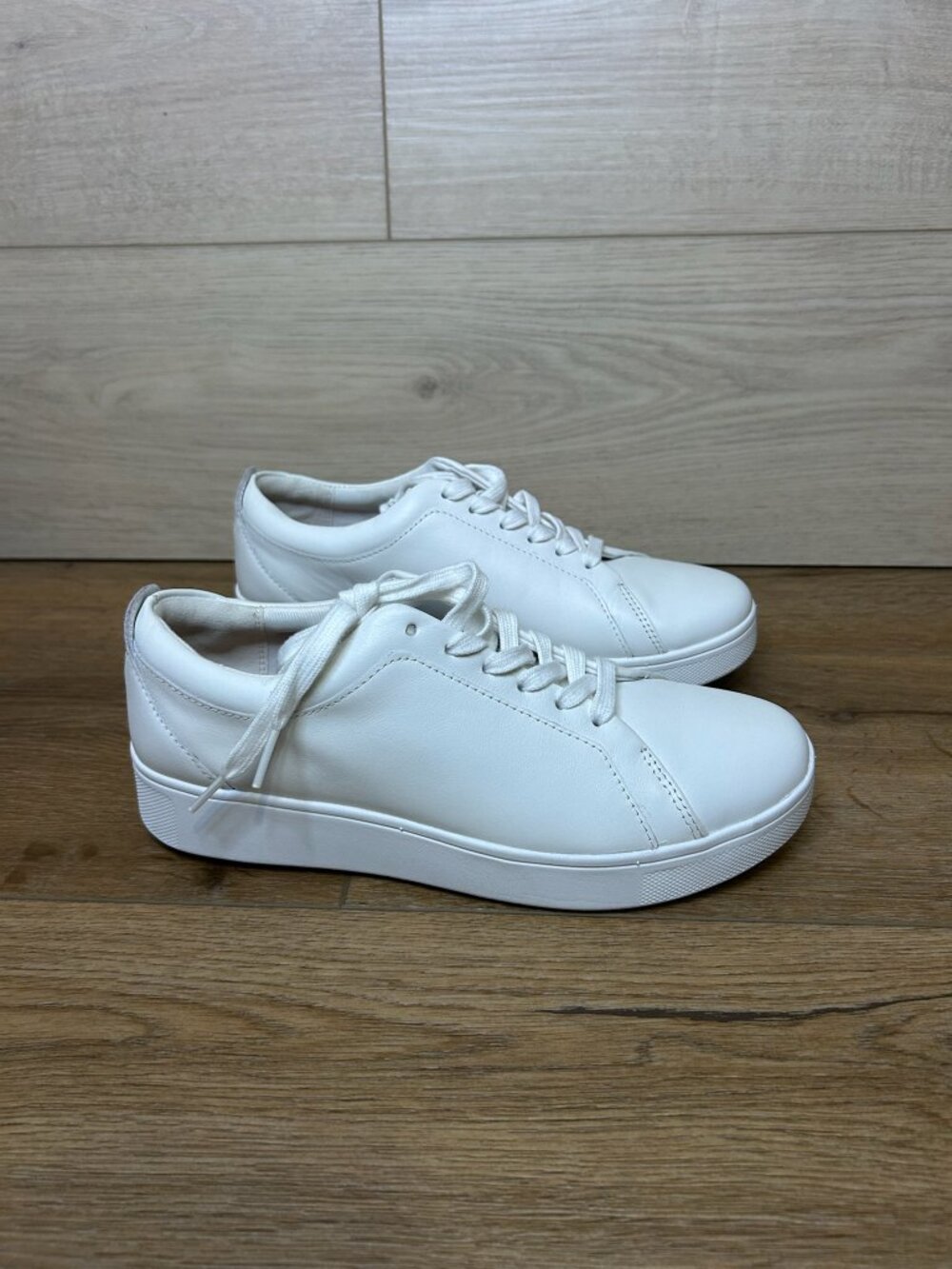 FITFLOP Ladies Rally Leather Sneakers Size 6